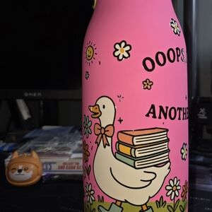 Bubba 40oz Silly Duck with books Tumblr